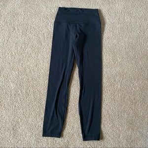 Lululemon Align Pant 25” Size 4 Monochromatic Black Emboss